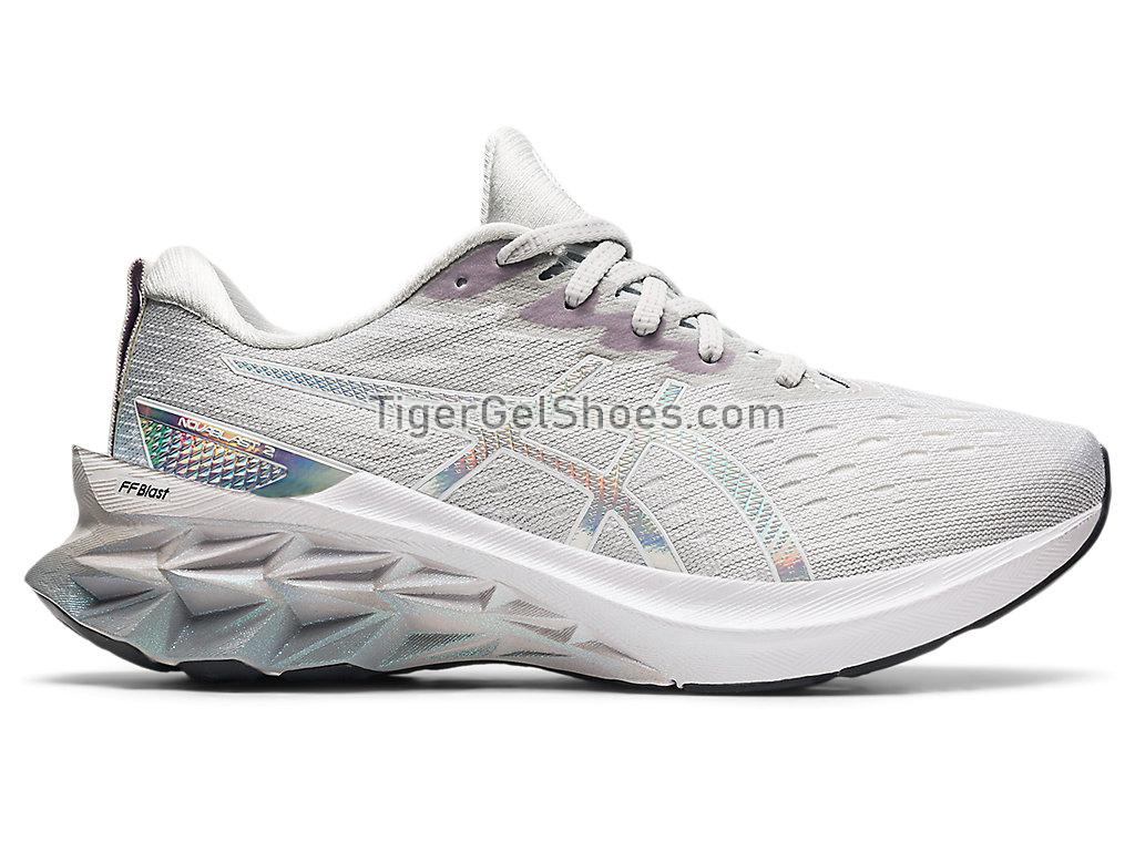 Asics NOVABLAST 2 PLATINUM Glacier Grey/White 1012B131-020 Womens Running Shoes